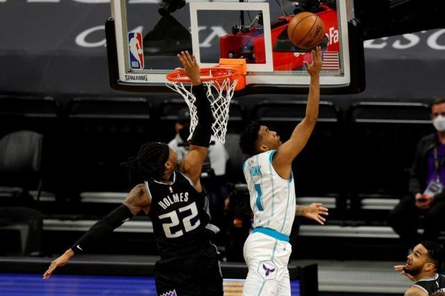 MK体育网页版-70秒领先8分两罚一掷怎么输？国王打出完美教学局