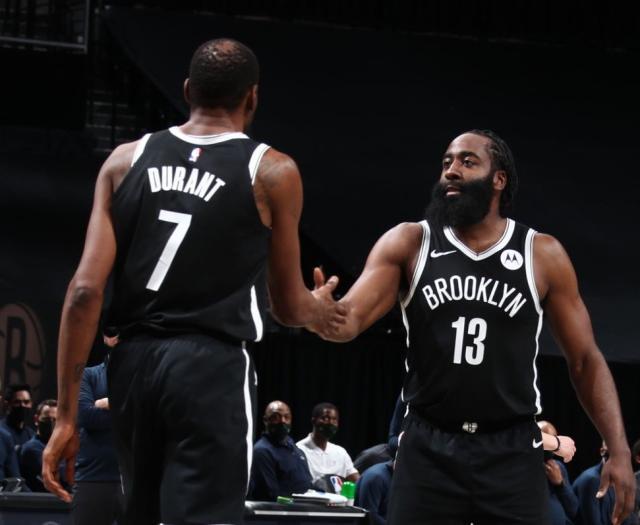 联手哈登争冠在望？杜兰特悄悄掉入另一个漩涡